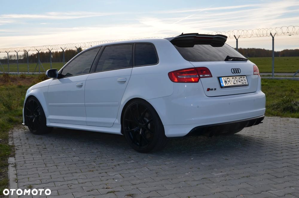 Audi RS3 Sportback Standard - 2