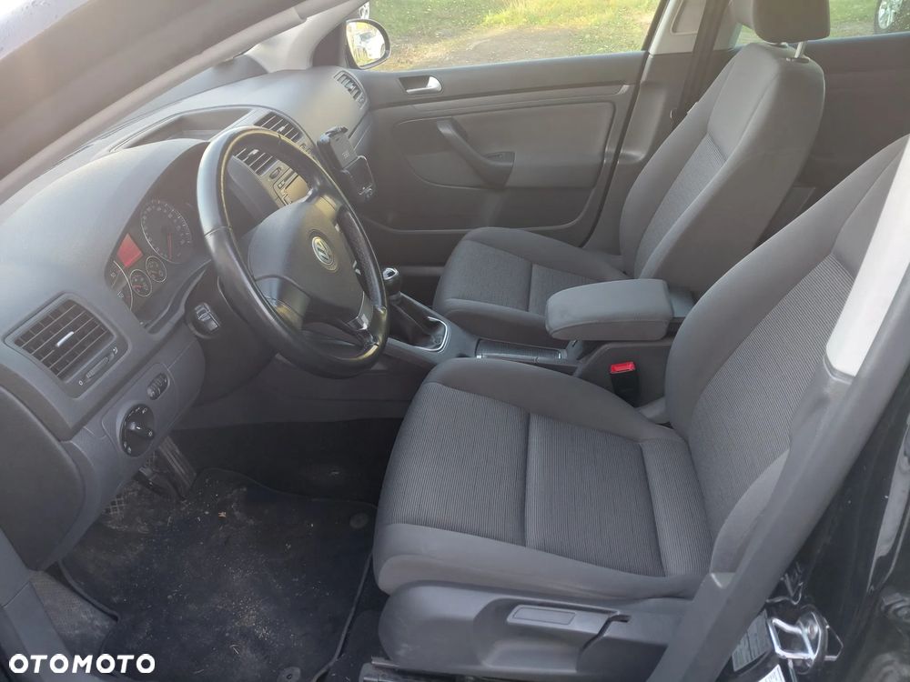 Volkswagen Golf - 13