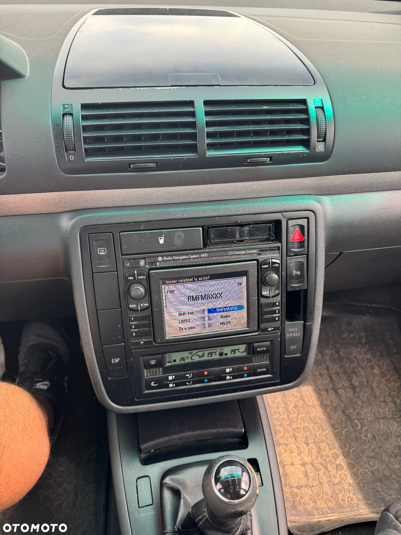 Volkswagen Sharan - 13