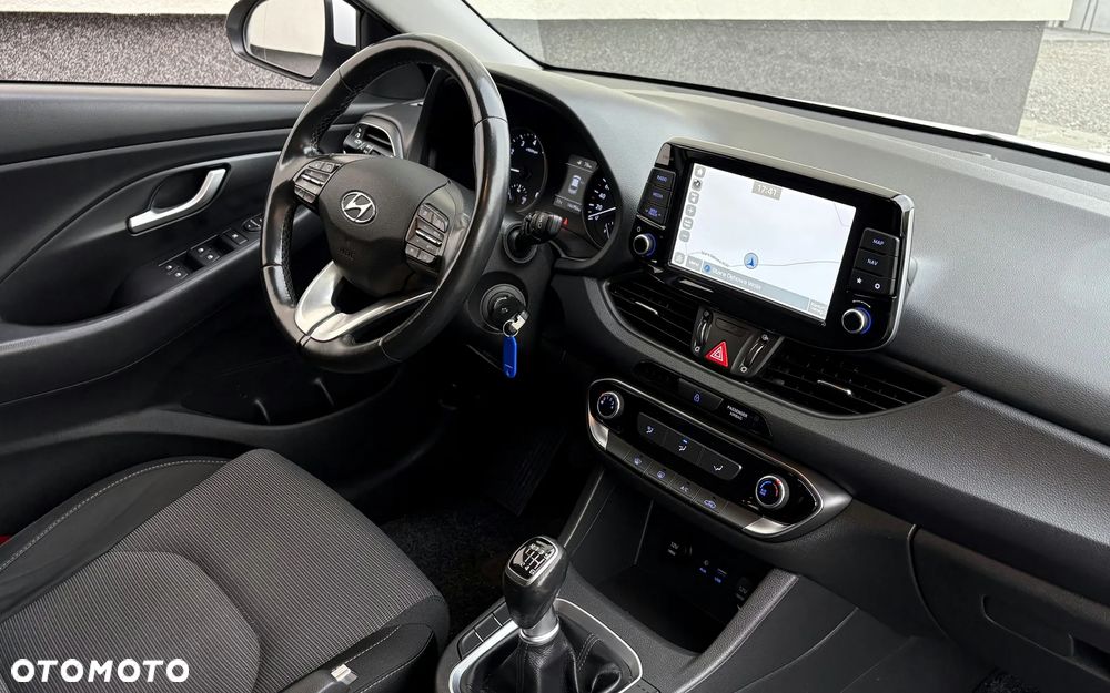 Hyundai i30 1.4 Passion - 18