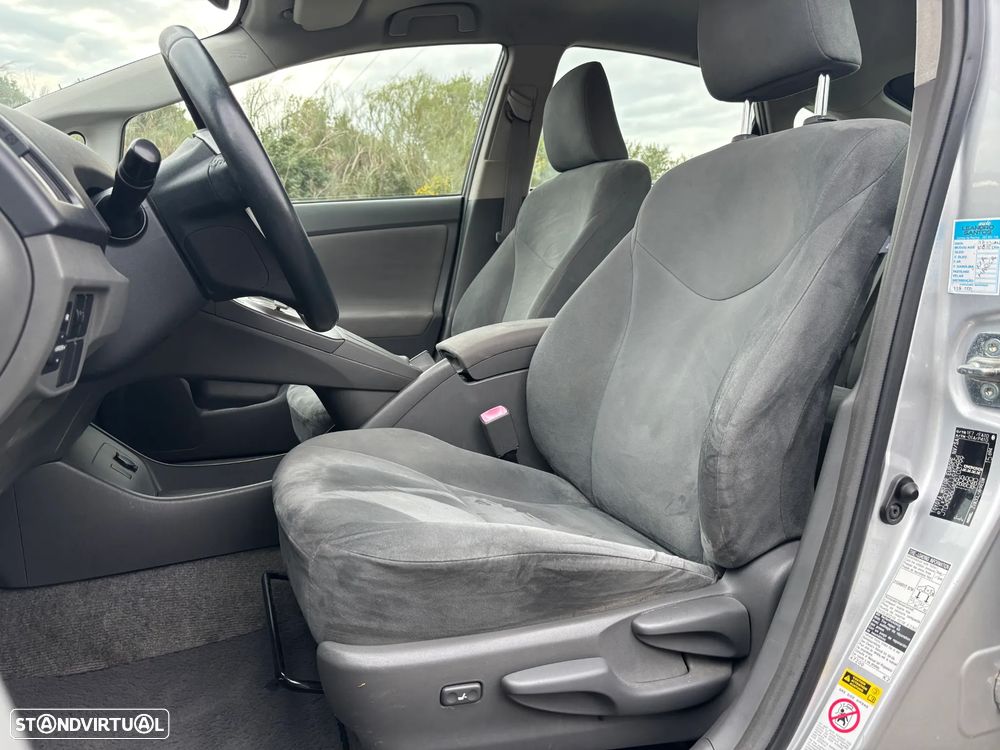 Toyota Prius 1.8 Premium - 6