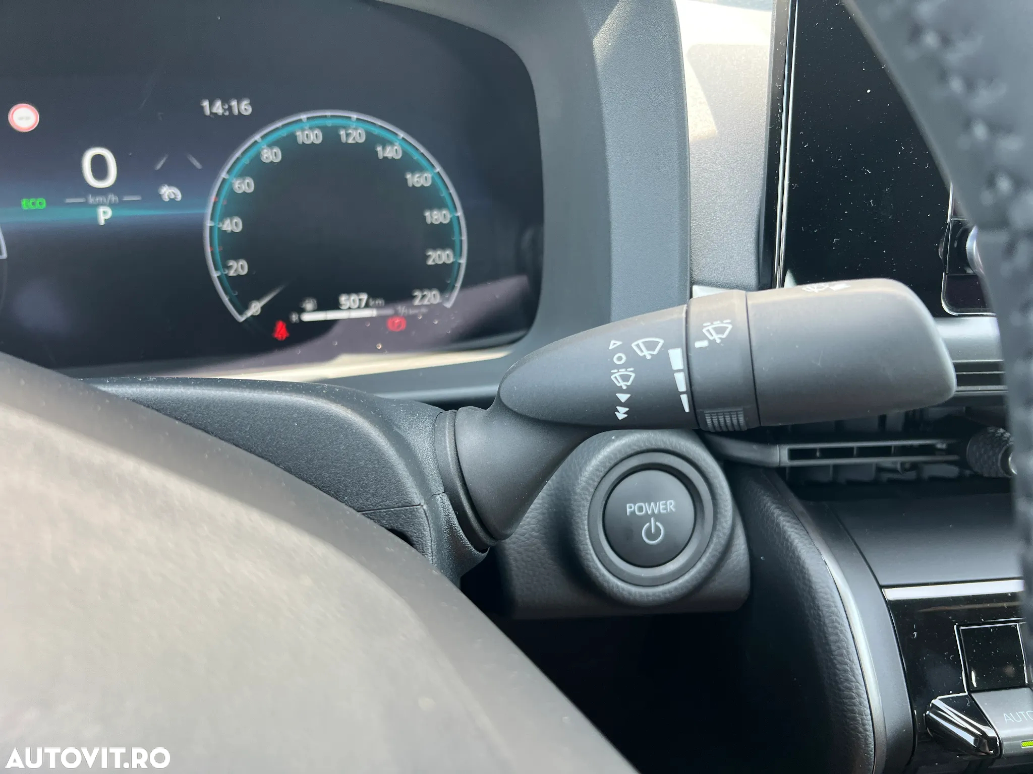 Toyota C-HR 1.8 HEV 140 CP 4x2 CVT Active - 29