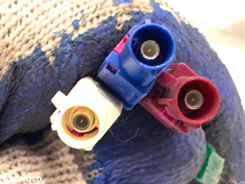 ANTENA  SKODA SUPERB II (3T4) 2008 - 2015 2.0 TDI 125 kW [170 KM] olej napędowy 2008 - 2015 - 3