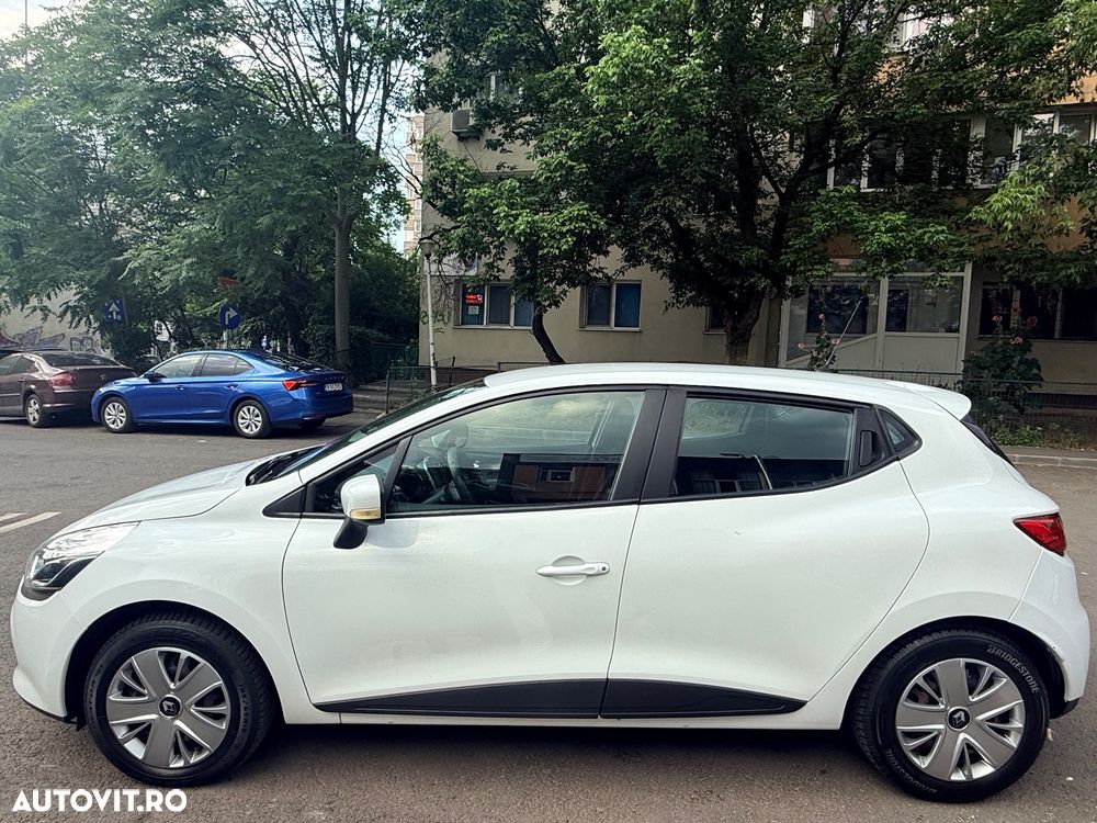 Renault Clio - 2
