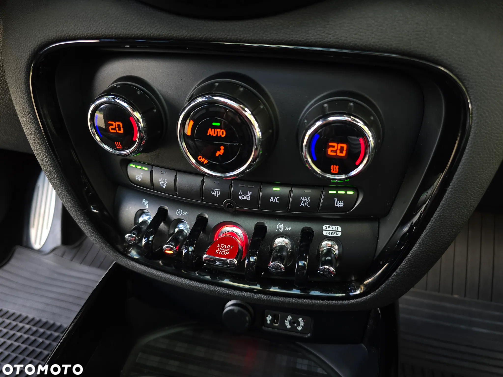 MINI John Cooper Works Clubman All4 Sport-Aut - 25