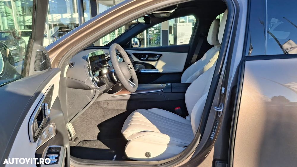 Mercedes-Benz E 300e 4Matic 9G-TRONIC - 10