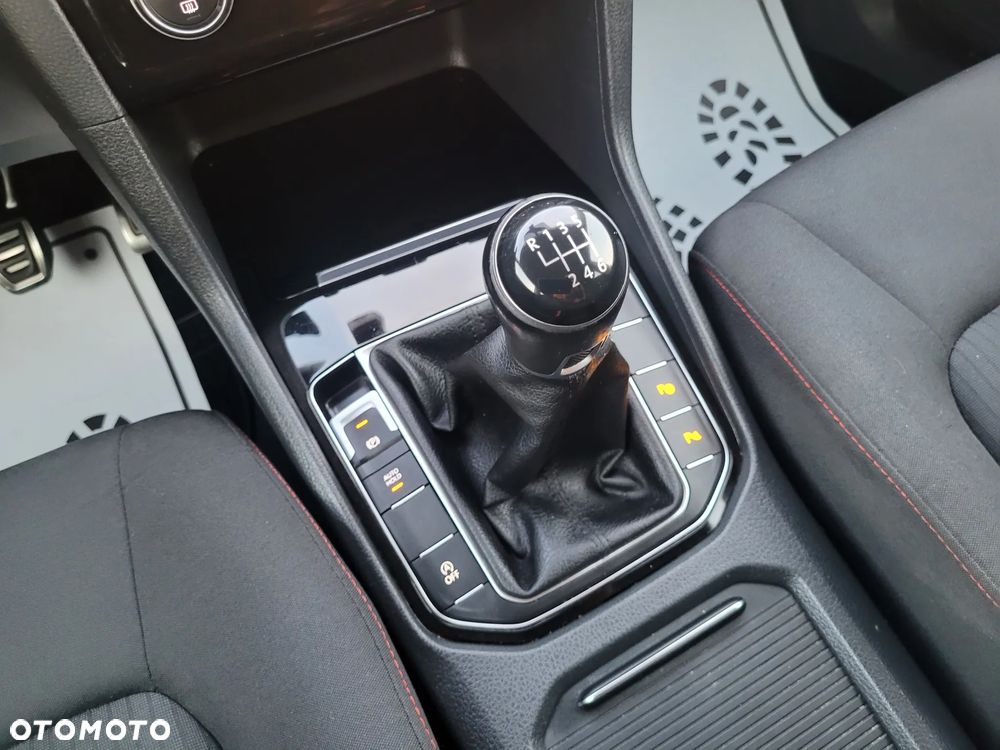 Volkswagen Golf Sportsvan 1.2 TSI (BlueMotion Technology) Sound - 26