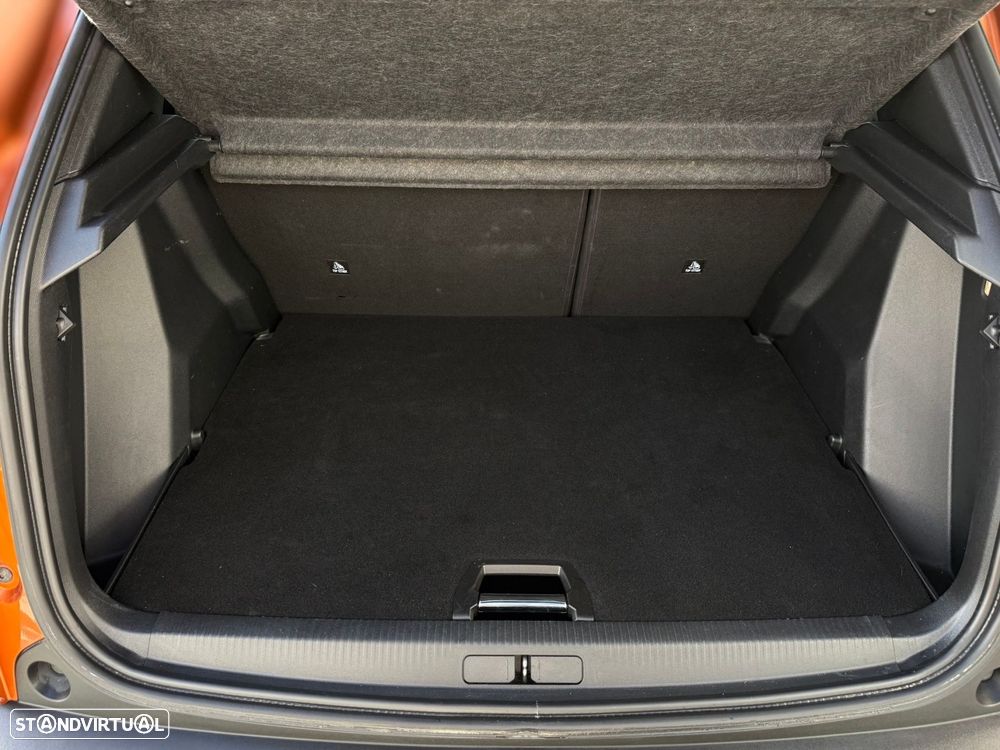 Peugeot 2008 1.2 PureTech GT Line - 47