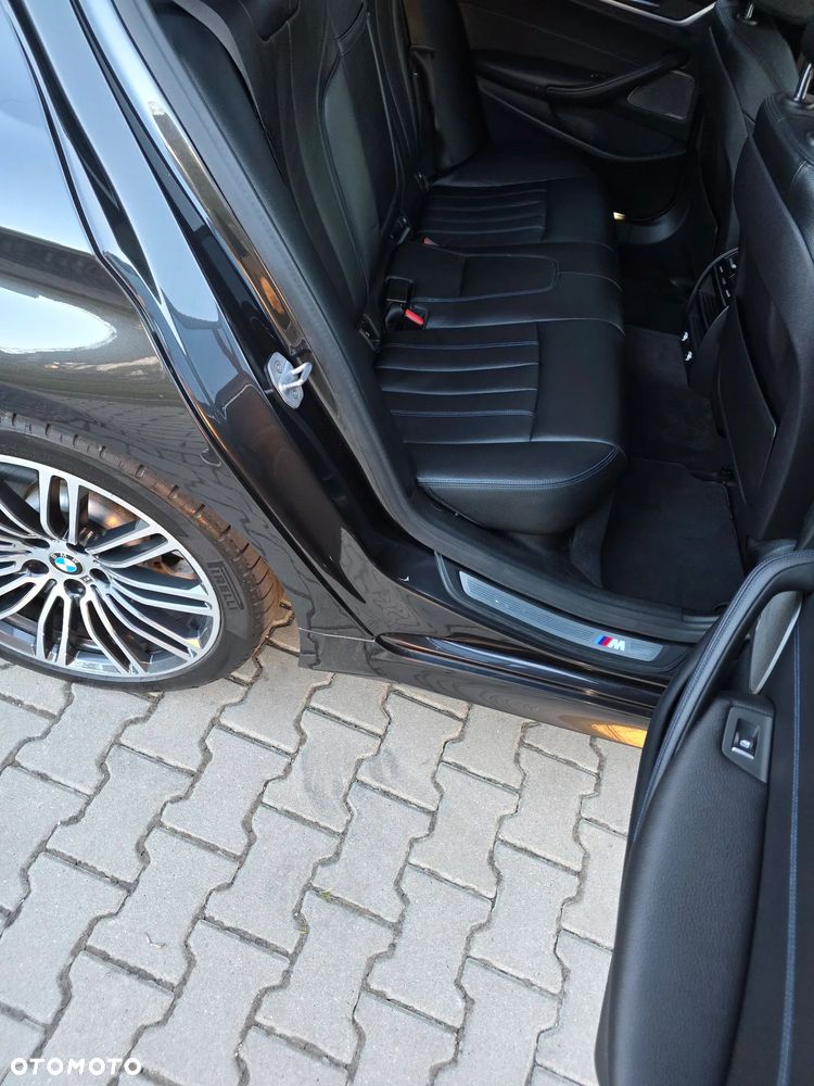 BMW Seria 5 530i M Sport Edition - 18