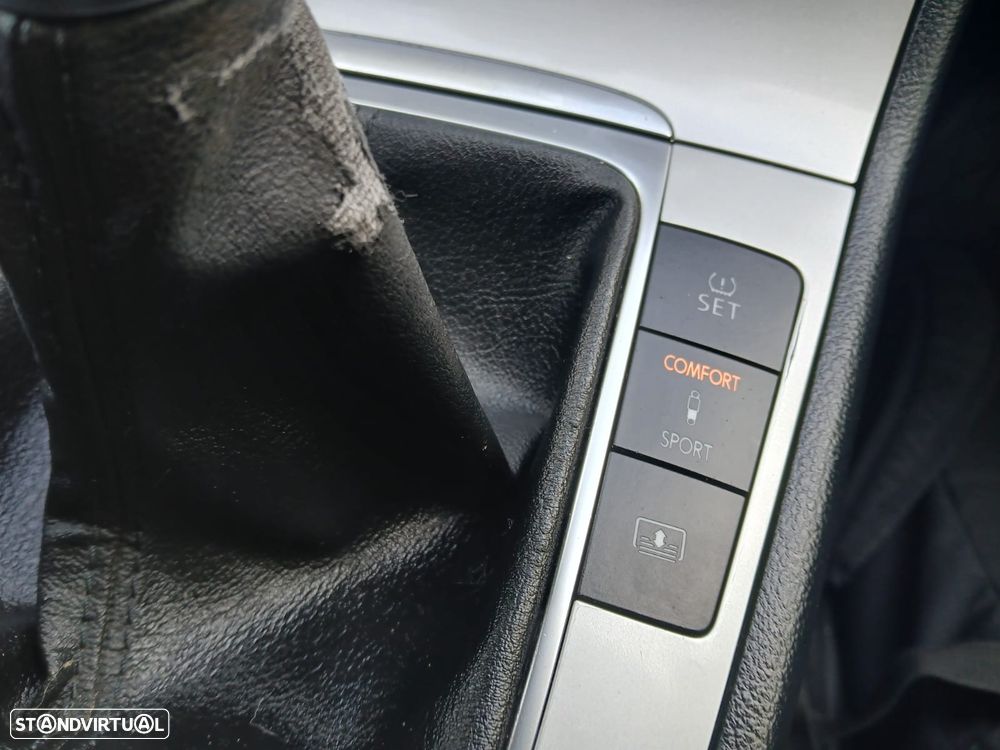 VW Passat CC 2.0 TDi - 19