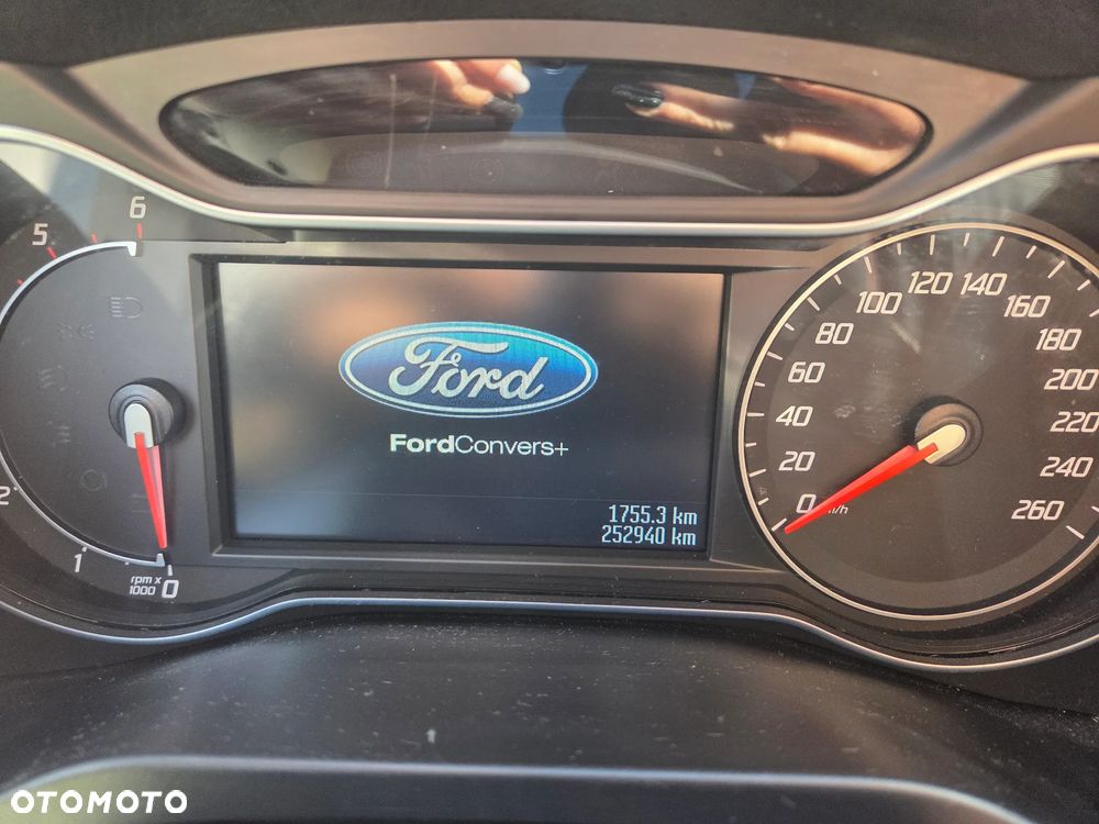 Ford S-Max 2.0 TDCi DPF Titanium - 19