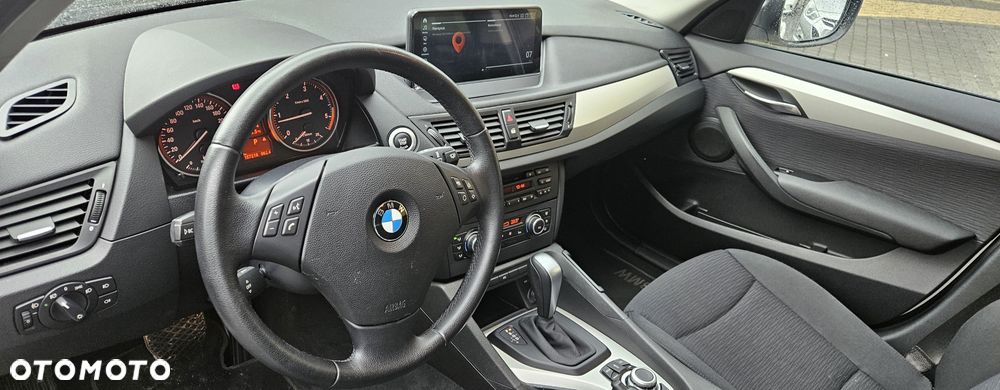 BMW X1 sDrive18d Sport Line - 25