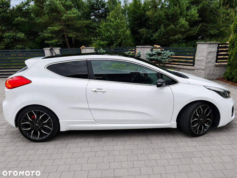 Kia Ceed 1.6 T-GDI GT L - 6