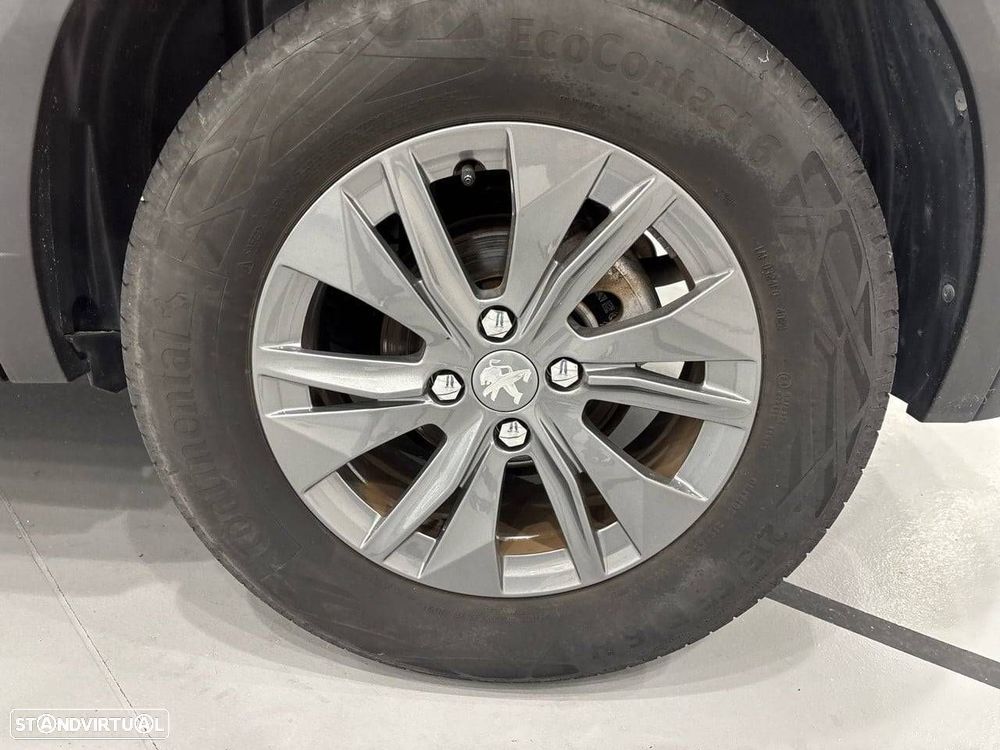 Peugeot 2008 1.2 PureTech Active Pack - 11