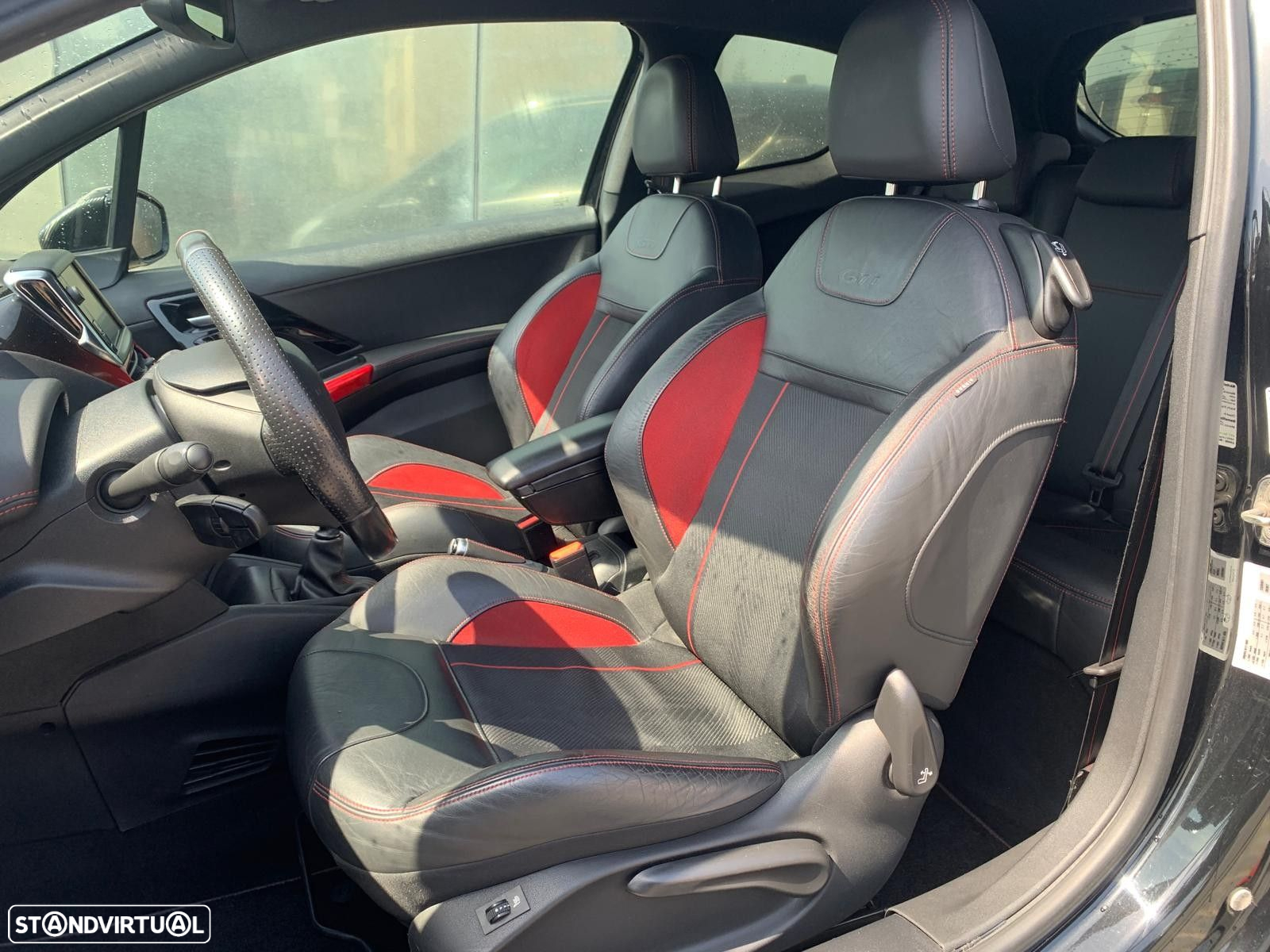 Peugeot 208 1.6 THP GTi - 16