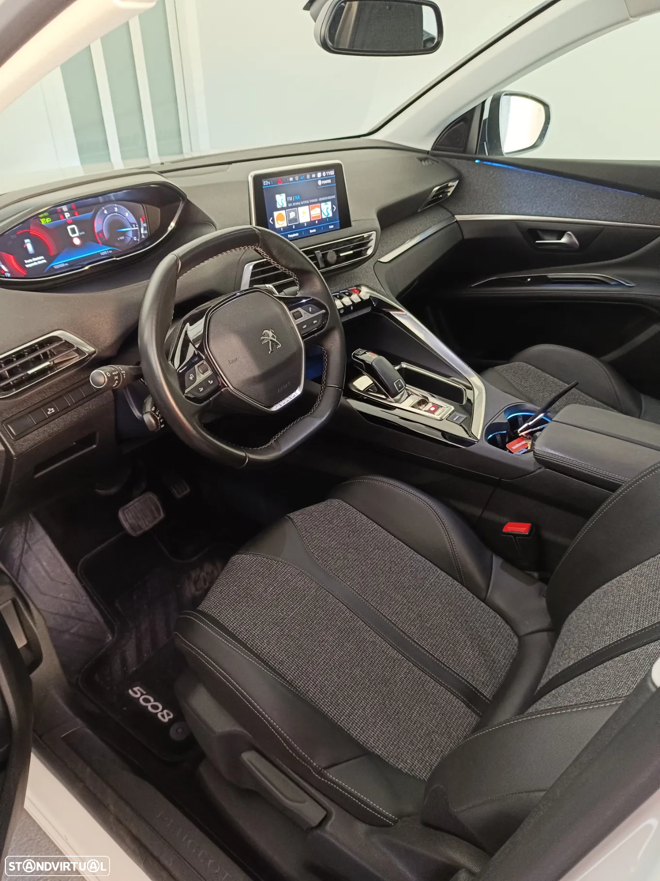 Peugeot 5008 1.5 BlueHDi Allure EAT8 - 16