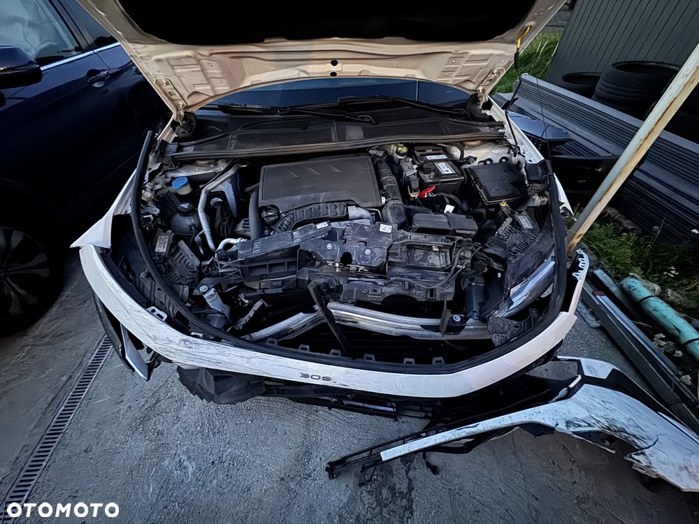 Peugeot 308 - 3