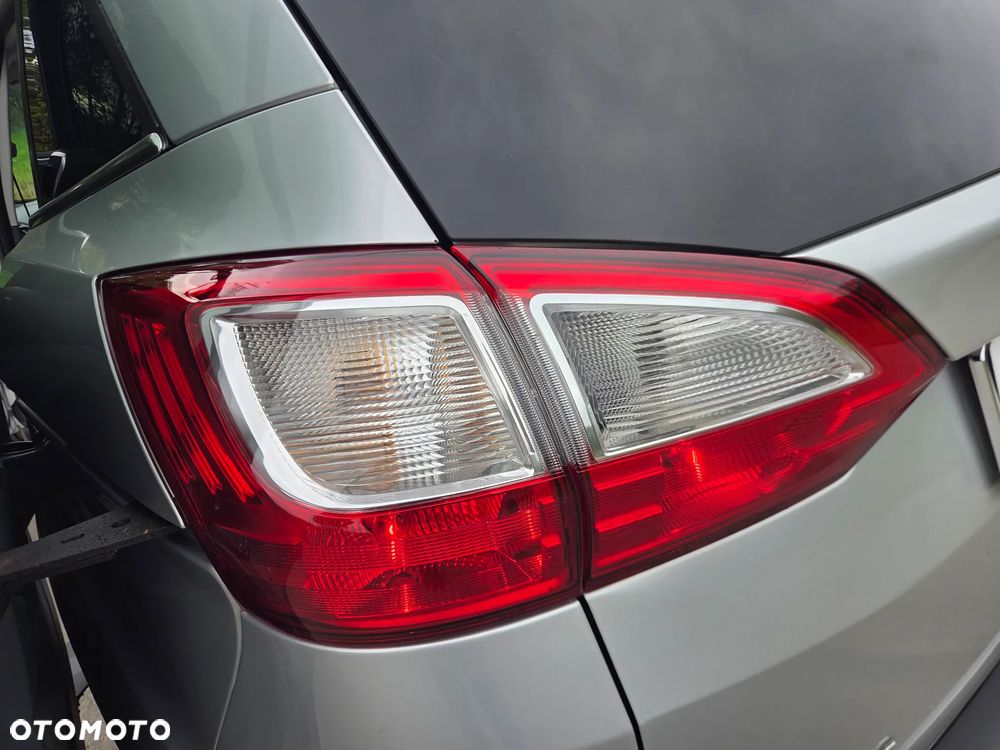 Ford Grand C-MAX - 26