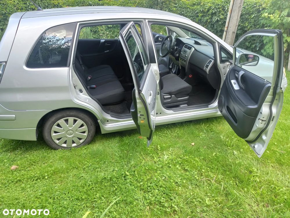 Suzuki Liana 1.4 DDiS Comfort - 8