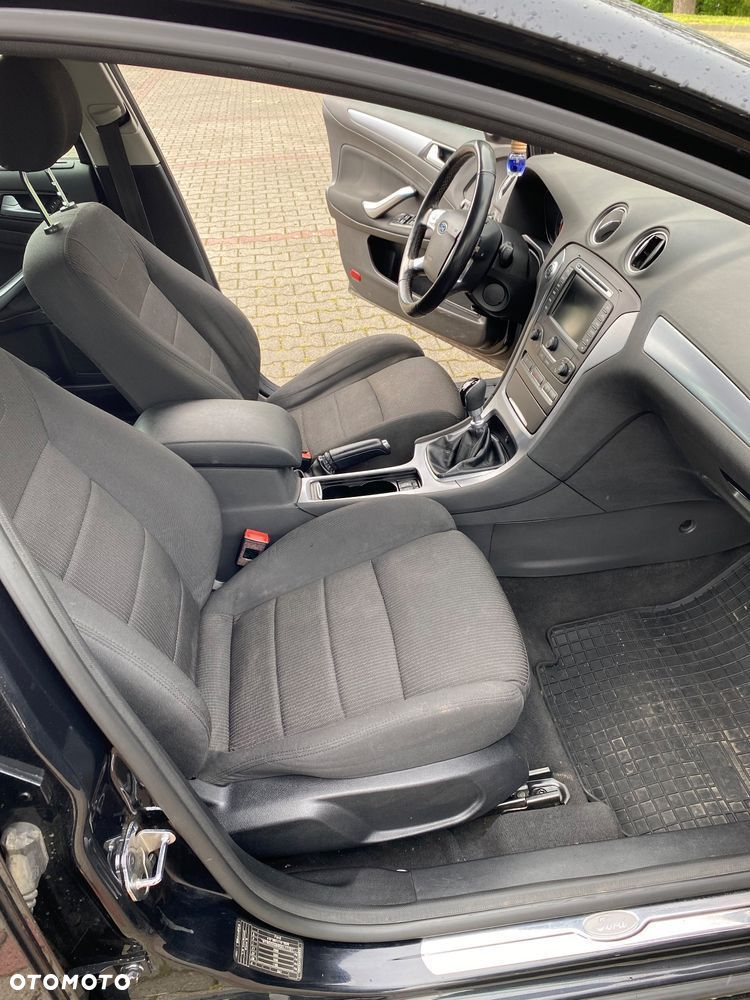 Ford Mondeo 1.6 T Titanium - 24