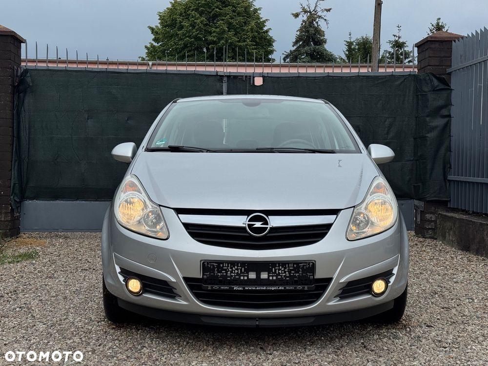 Opel Corsa 1.2 16V Comfort - 2