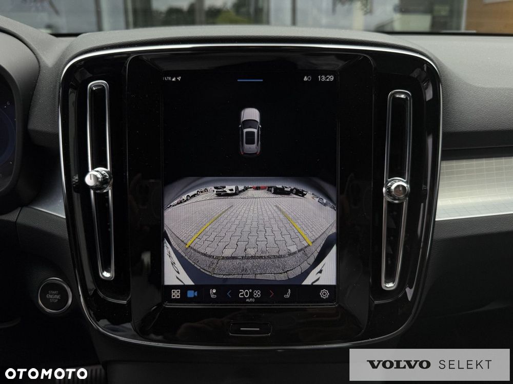 Volvo XC 40 - 23