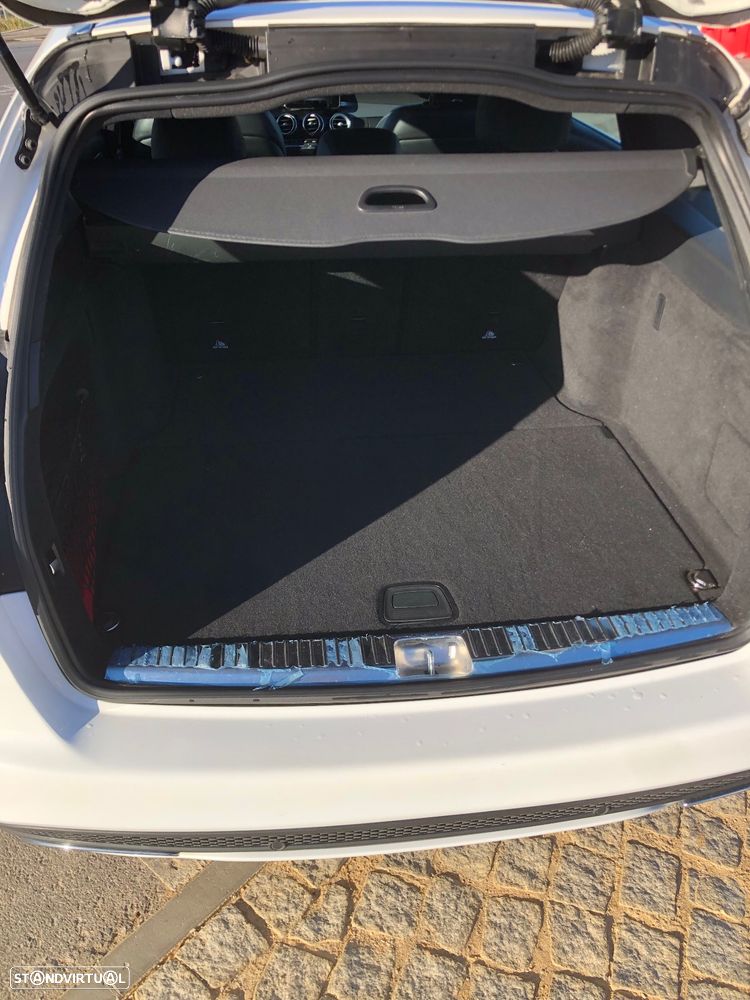 Mercedes-Benz C 220 d AMG Line - 30