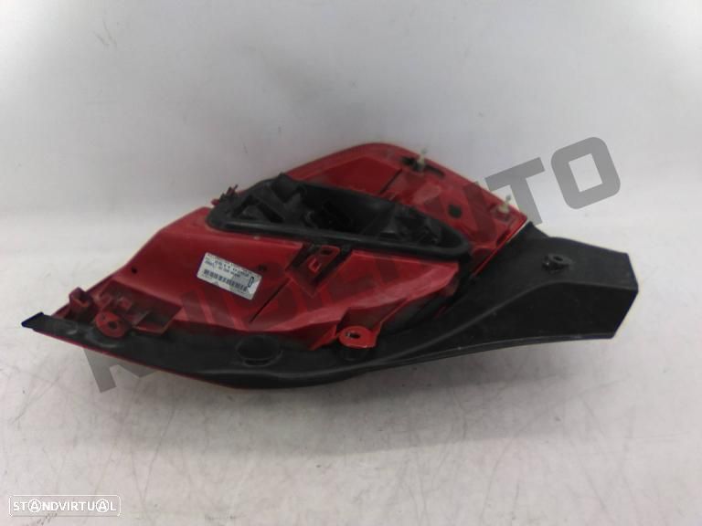 Farolim Trás Painel Direito 82008_86946 Renault Clio Iii [2005_ - 3