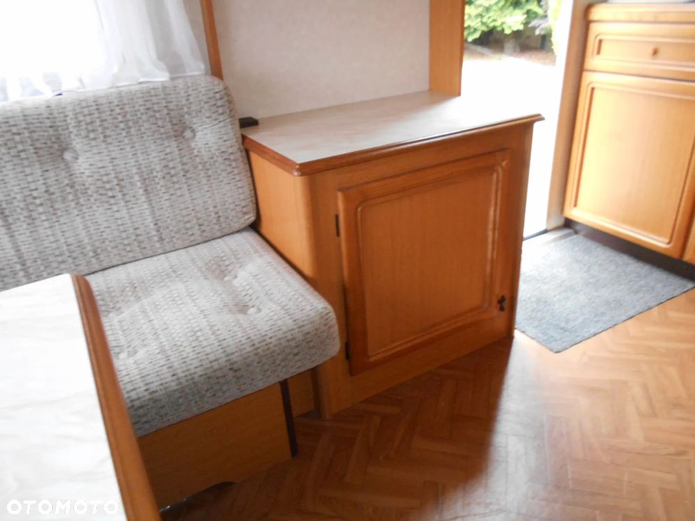 Hobby DE LUXE 350 - 17