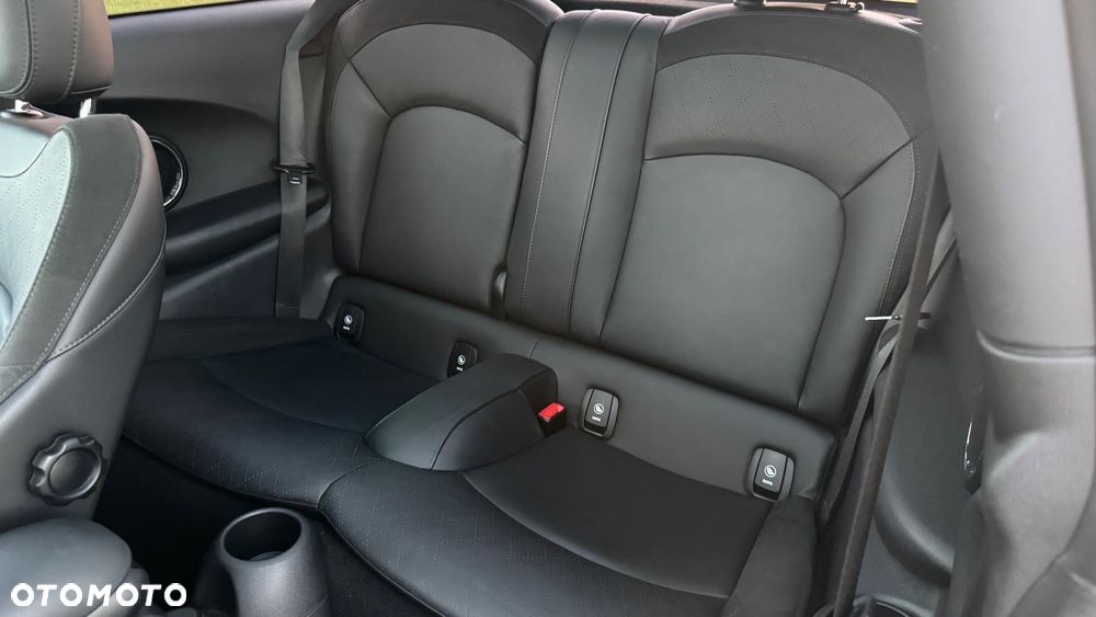 MINI Cooper S Sport-Aut - 25