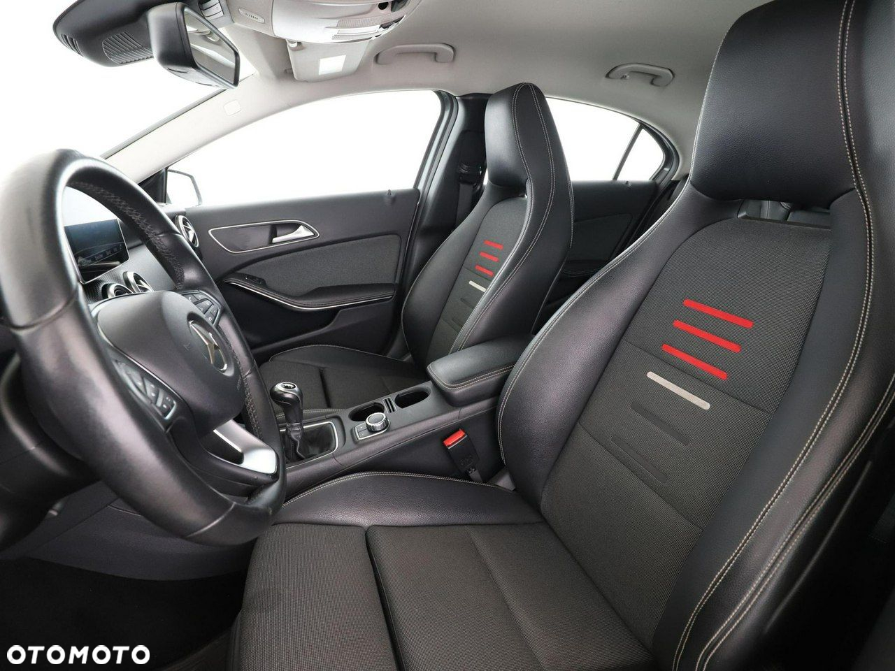Mercedes-Benz Klasa A 180 (BlueEFFICIENCY) Style - 13