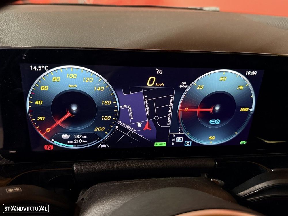 Mercedes-Benz EQA 250 Progressive - 27
