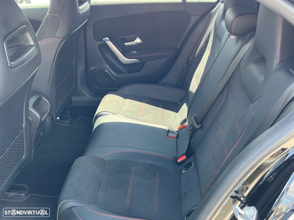 Mercedes-Benz A 250 e 8G-DCT AMG Line - 15