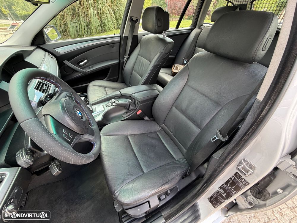 BMW 520 dA Executive - 31