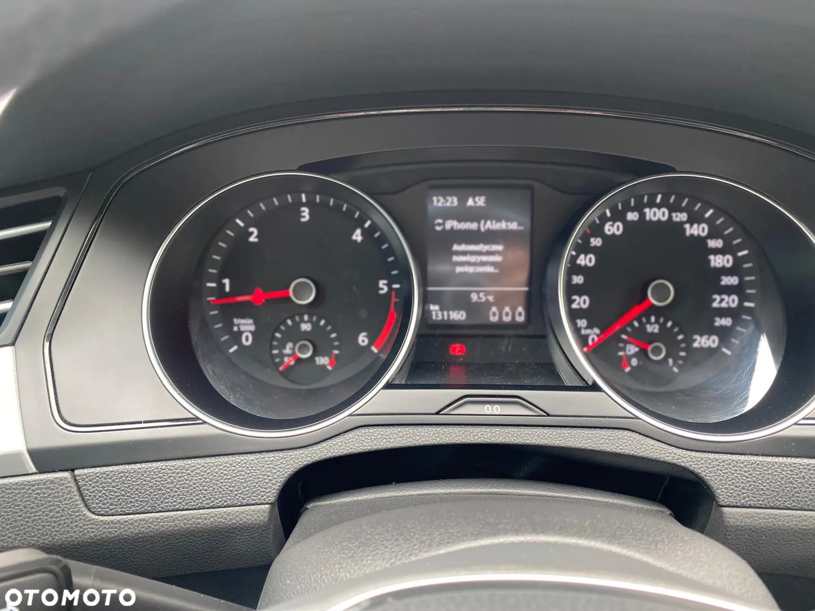 Volkswagen Passat 1.6 TDI BMT Comfortline - 9