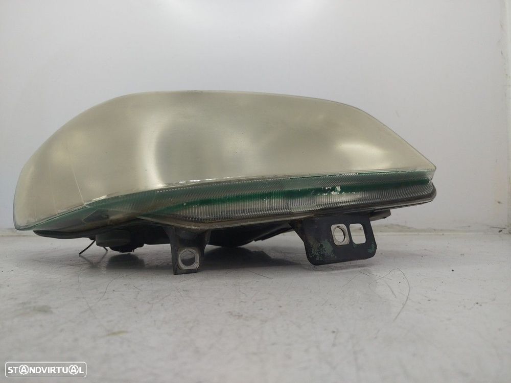 Farol/ Otica Dianteiro Dto Seat Ibiza Ii (6K1) - 2