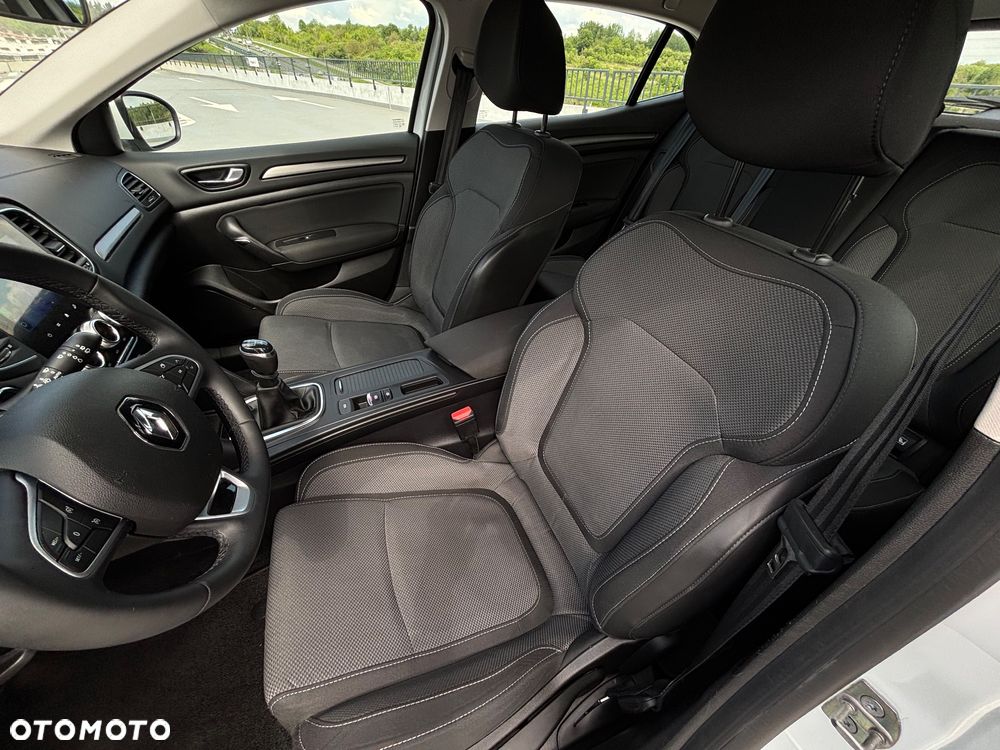 Renault Megane 1.3 TCe FAP Intens - 19
