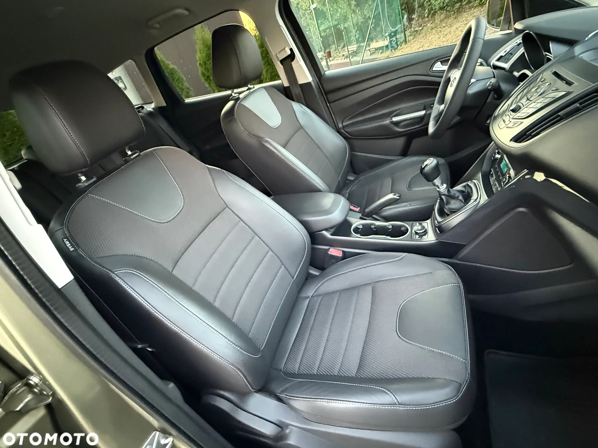Ford Kuga 2.0 TDCi 4WD Titanium - 23