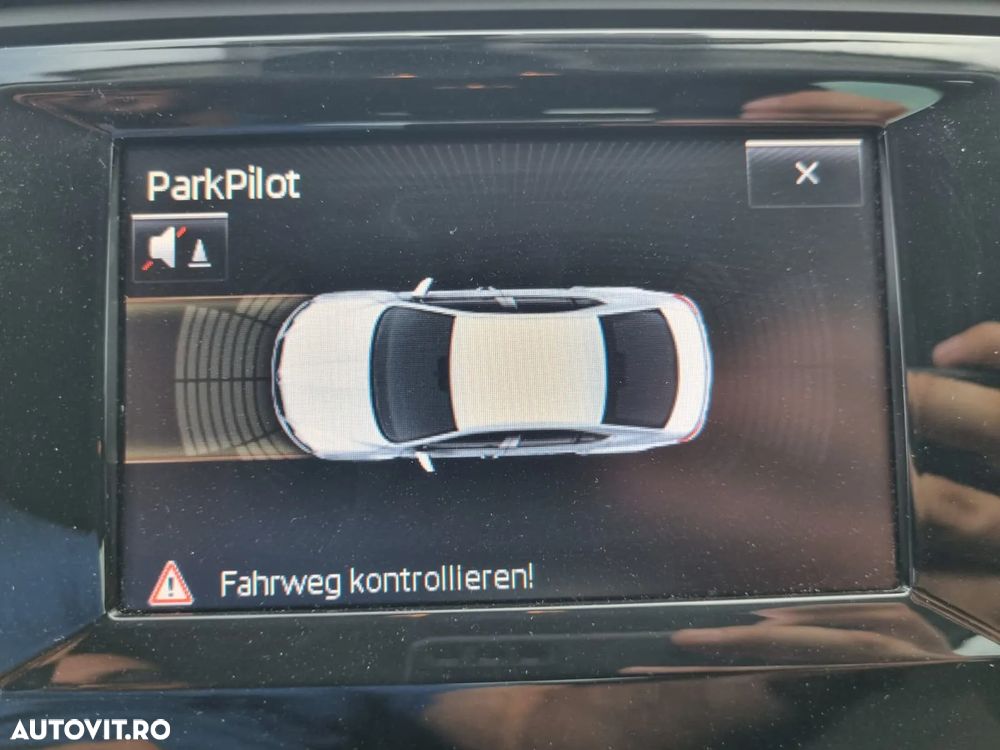 Skoda Octavia 2.0 TDI Sport Edition - 28