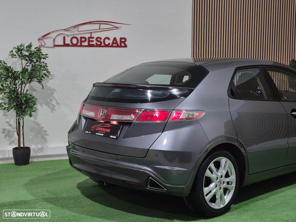 Honda Civic 1.8 Elegance - 6