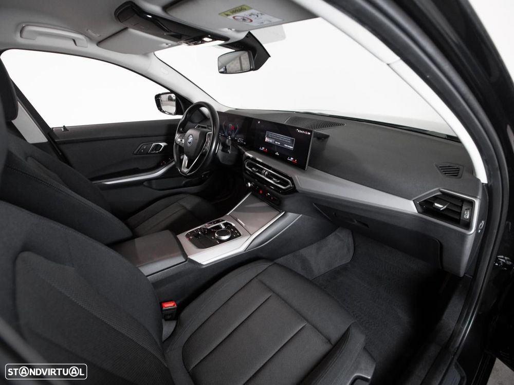 BMW 320 e Touring Auto - 12