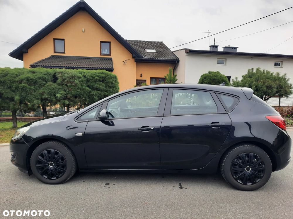 Opel Astra 1.4 Turbo 150 Jahre - 12