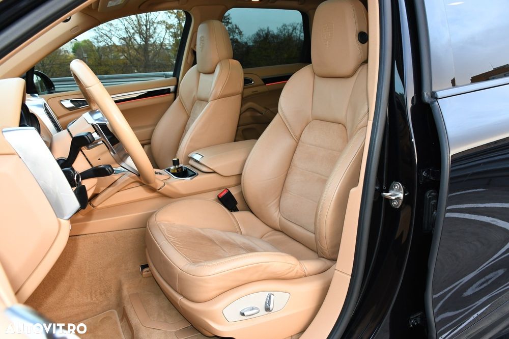 Porsche Cayenne 3.0TD TipTronic - 14