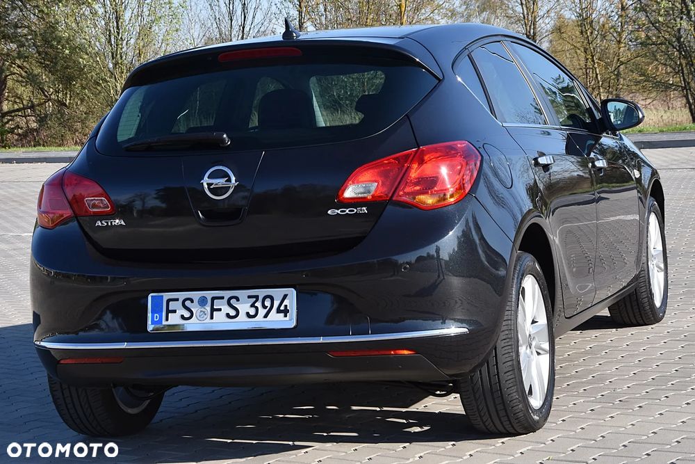Opel Astra 1.4 T Cosmo EU6 - 7