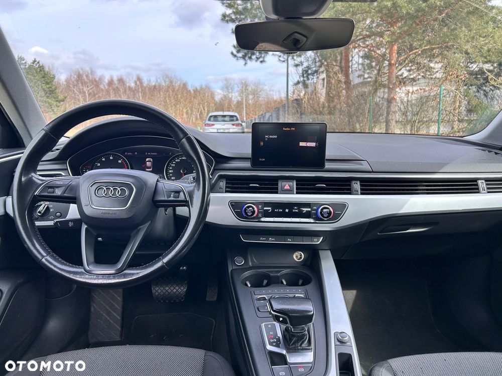 Audi A4 Limousine - 10