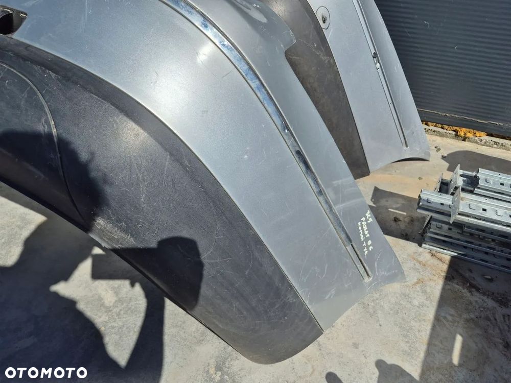 ORYGINALNY ZDERZAK  TYLNY  PASSAT B6 - 20