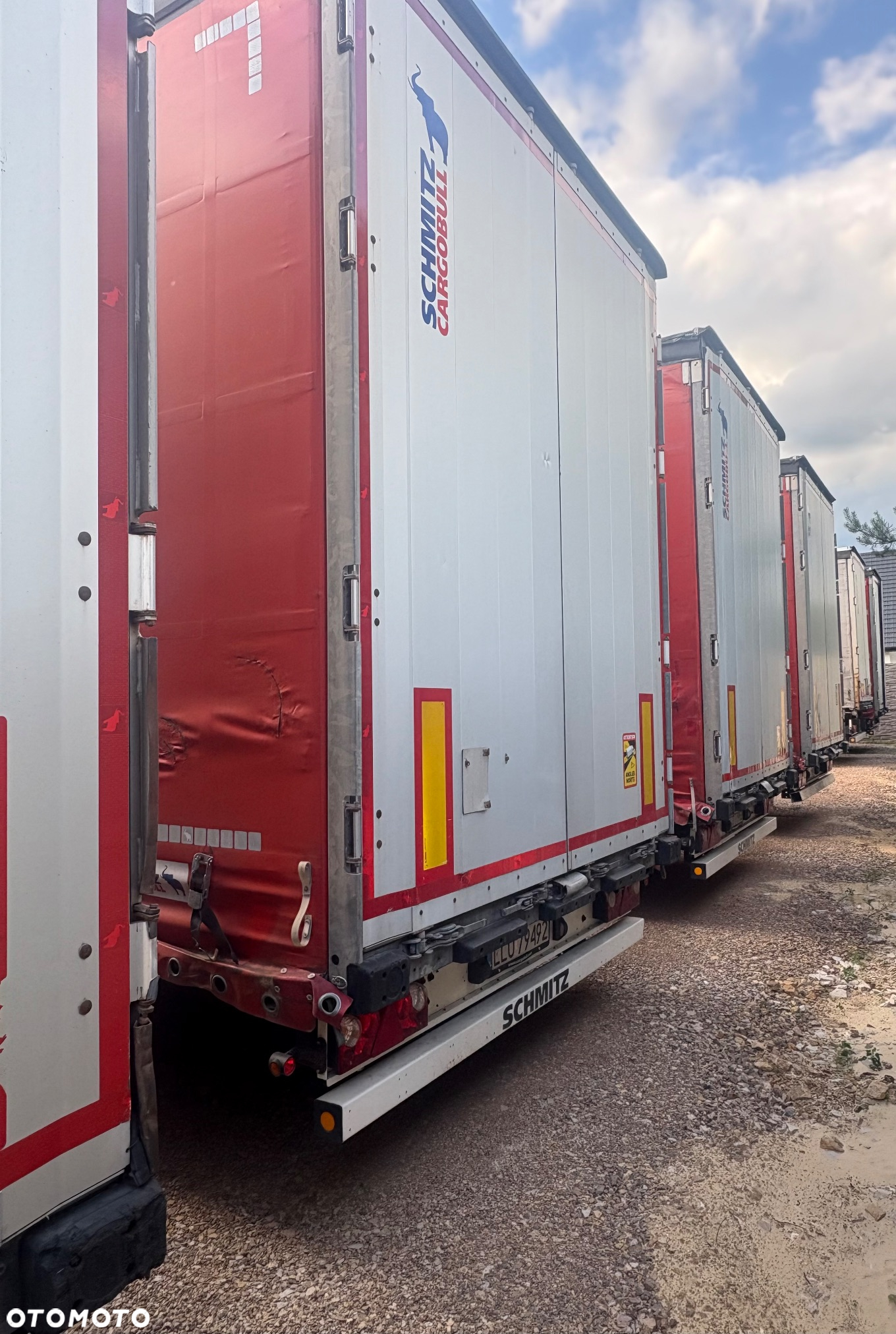 Schmitz Cargobull Mega Oś Podnoszona Idealny Stan - 4