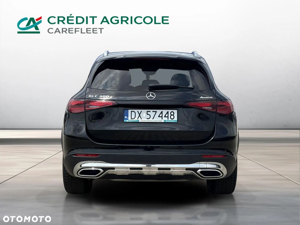 Mercedes-Benz GLC 300 e PHEV 4-Matic Avantgarde - 4