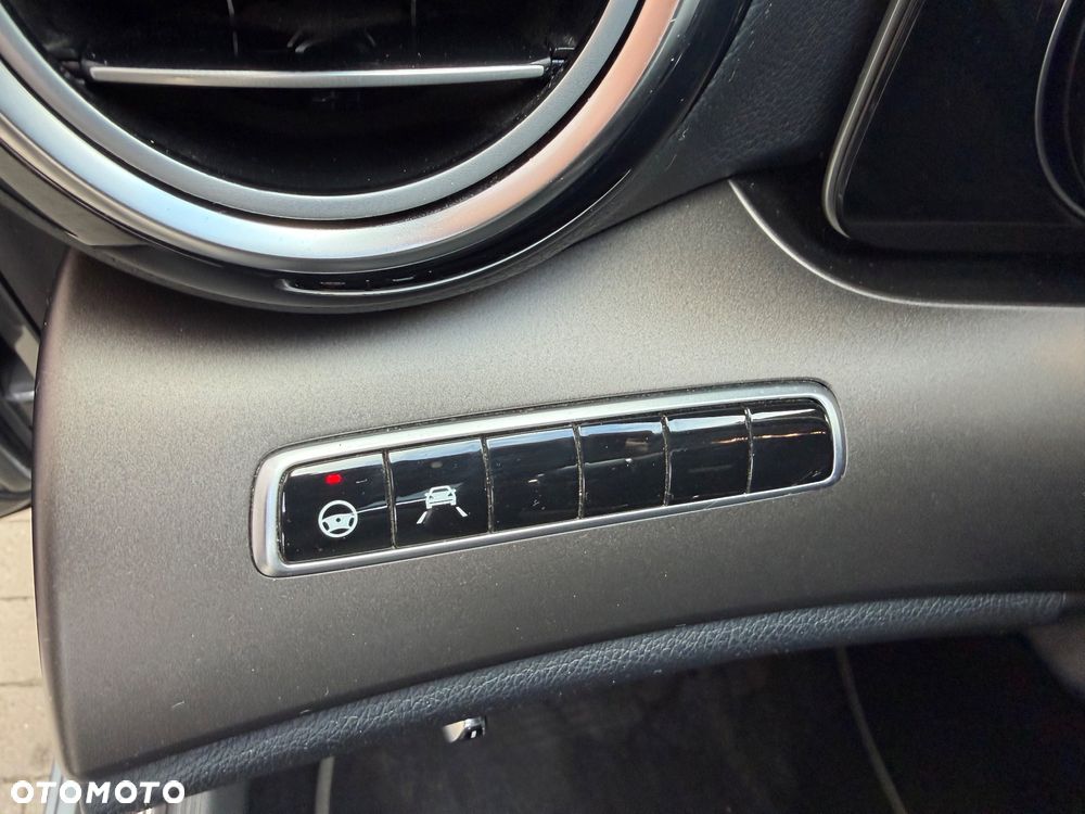 Mercedes-Benz Klasa E 200 CGI BlueEFFICIENCY Automatik Avantgarde - 19