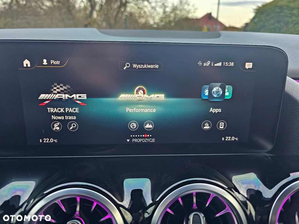 Mercedes-Benz GLA - 30